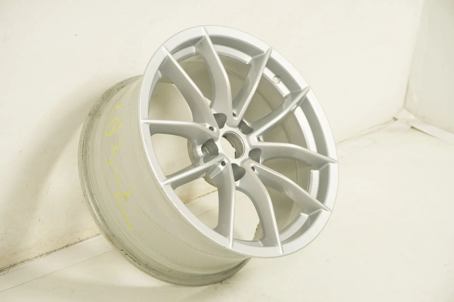 1 x originální hliníkový disk BMW Z4 G29 17 palců 6879184 768 8,5J