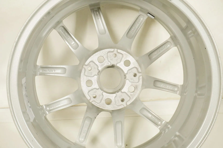 1 x originální hliníkový disk BMW Z4 G29 17 palců 6879184 768 8,5J