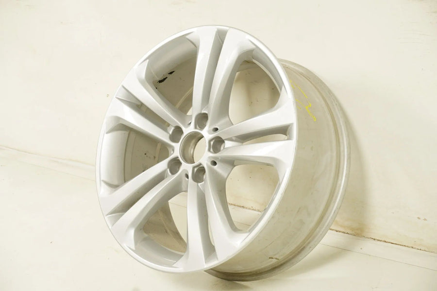 1 x BMW řady 3 řady 4 F30 F31 F32 F36 hliníkový disk 19 palců 401 6796256 8J