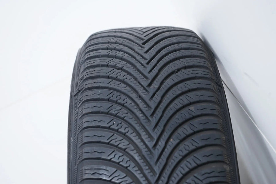 Mercedes A B Klasse W177 W247 Allwetterräder mit neuen Allwetterreifen 16 Zoll