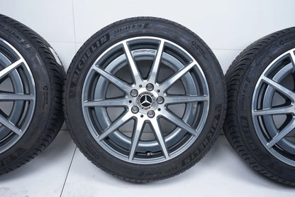 Mercedes C43 AMG W206 zimní pneumatiky zimní kola 235 45 18 palců
