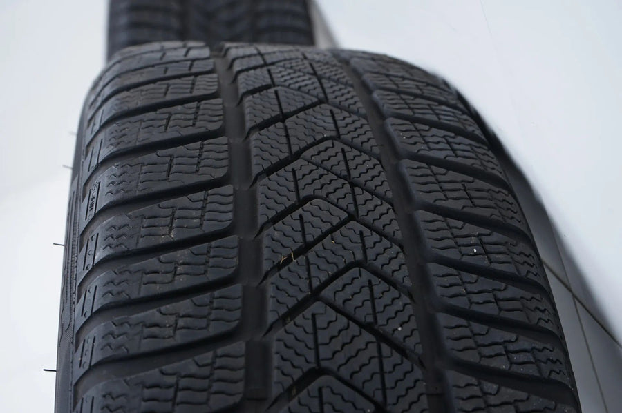 Pneus/jantes hiver 245/40/19 pouces pour Mercedes Classe CLS W257