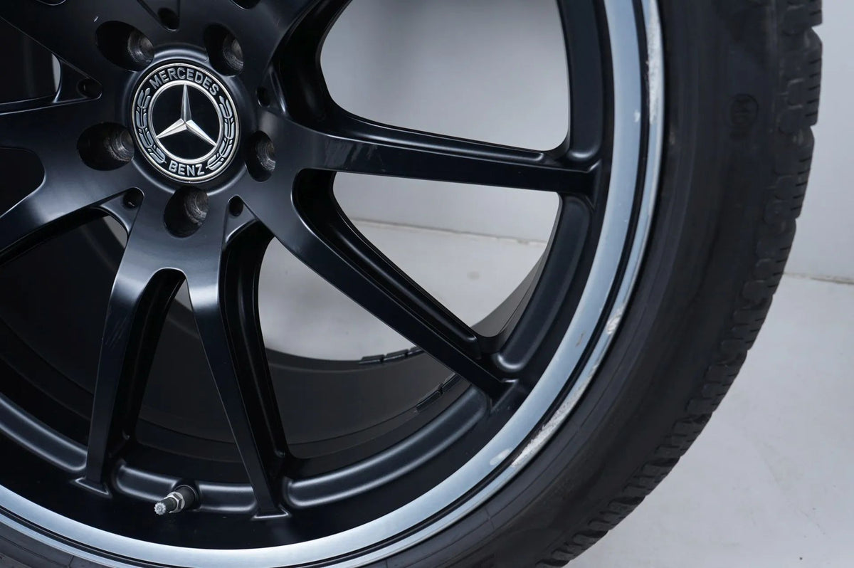 Mercedes AMG GT X290 W290 Winterreifen Winterräder 21 Zoll 4 Door Detailansicht 13