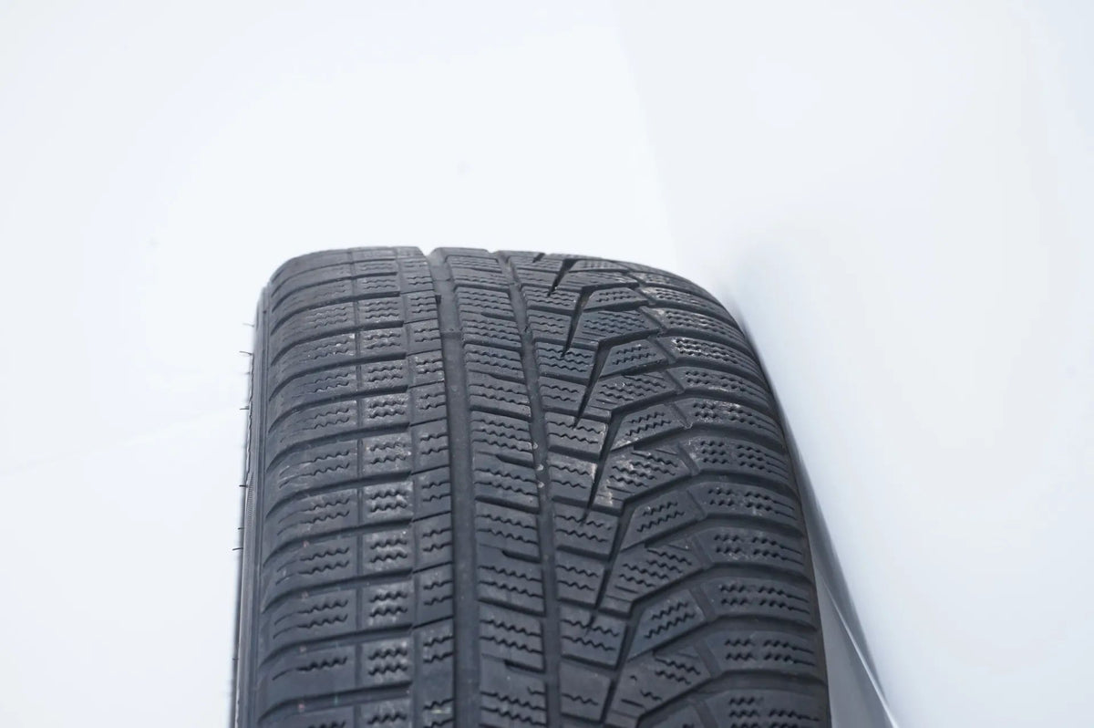 Mercedes AB Class W177 B247 Winter Wheels Winter Tires 18 Inch Detailansicht 9