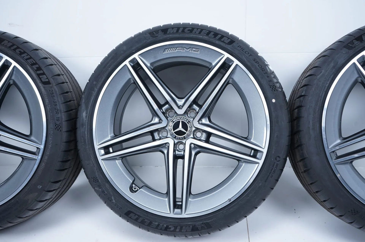 Mercedes CLA45 W118 C118 summer wheels, summer tires, 19 inch Detailansicht 10