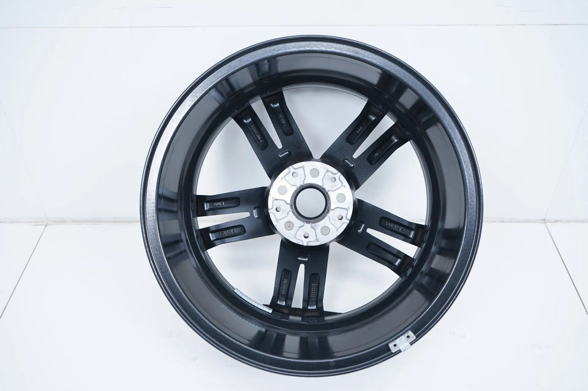 1 x originální hliníkový disk BMW řady 8 G14 G15 19 palců M727 8090020 9J Detailní zobrazení 9