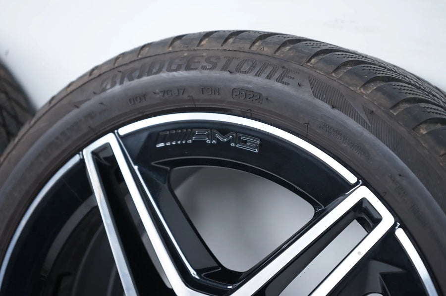 Roues et pneus hiver 18 pouces pour Mercedes Classe AB W177 B247