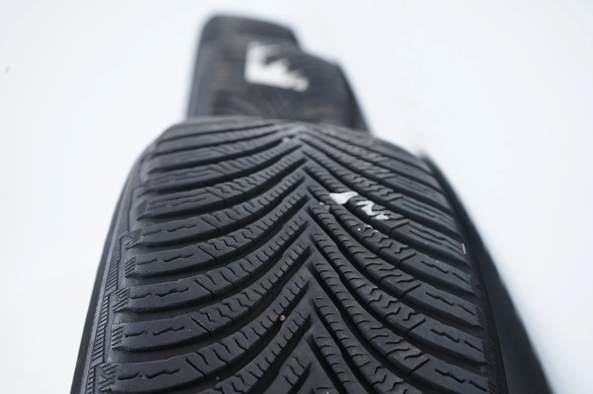 Pneus hiver et jantes hiver 16 pouces pour Mercedes Classe AB W177 B247 Detailansicht 9