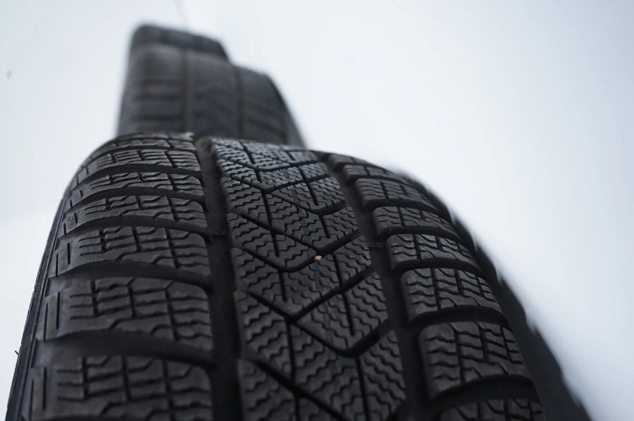 Mercedes C-Class W206 winter tires/wheels 225/45/18 inch