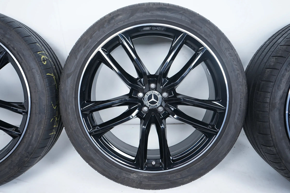 Mercedes GLS X167 AMG Summer Wheels Summer Tires 23 inch A1674017700 A1674017800 Detailansicht 4
