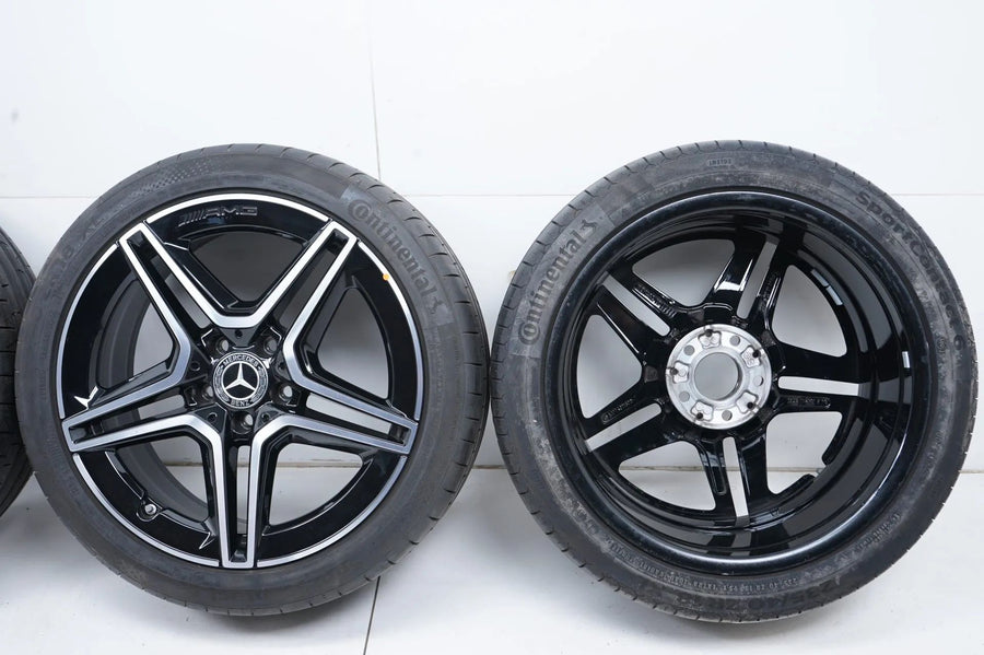 Mercedes A35 AMG W177 Sommerreifen Sommerräder 235 40 18 Zoll