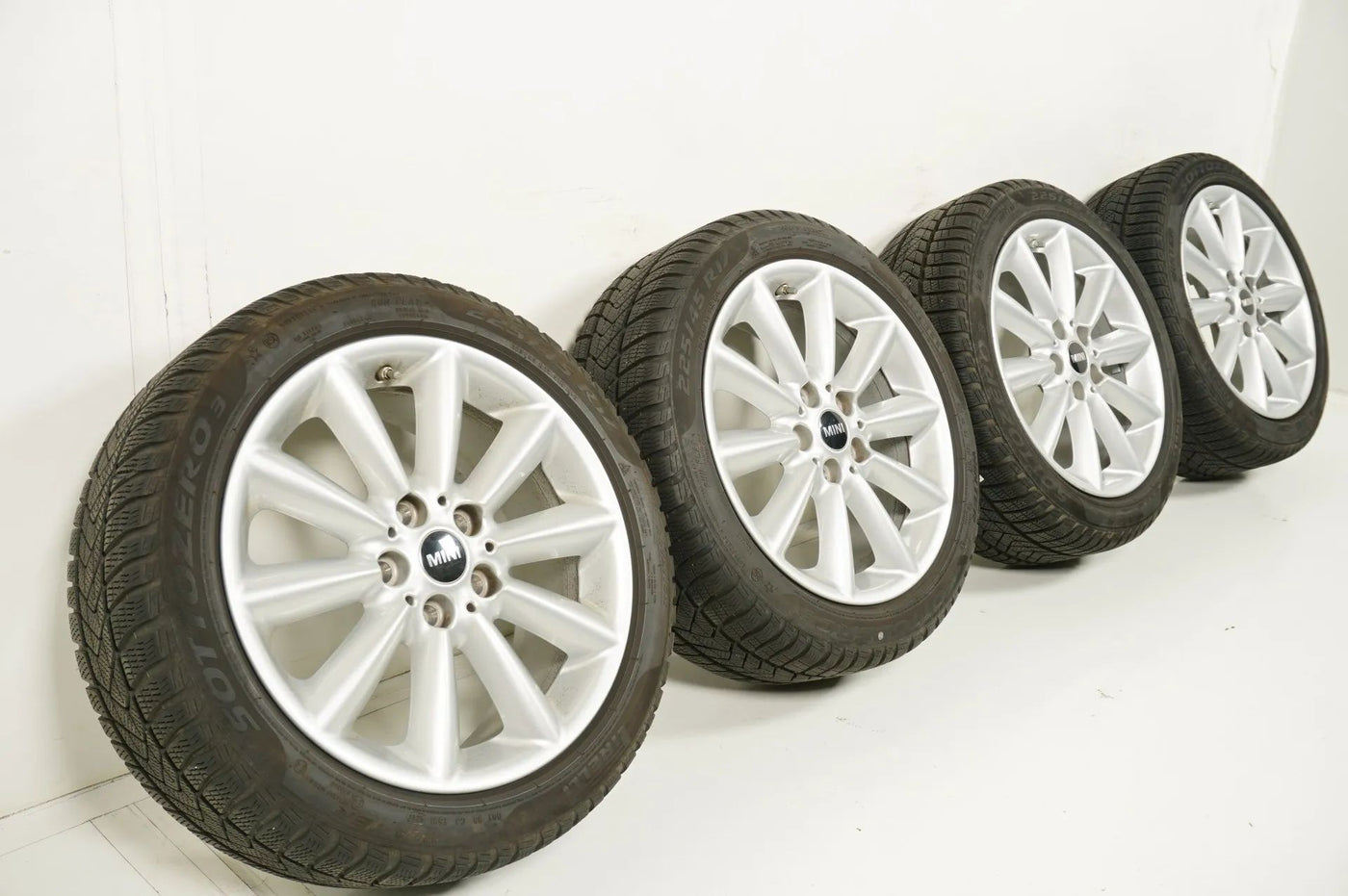 MINI Clubman F54 Winter Tires Winter Wheels 225 45 17 Inch