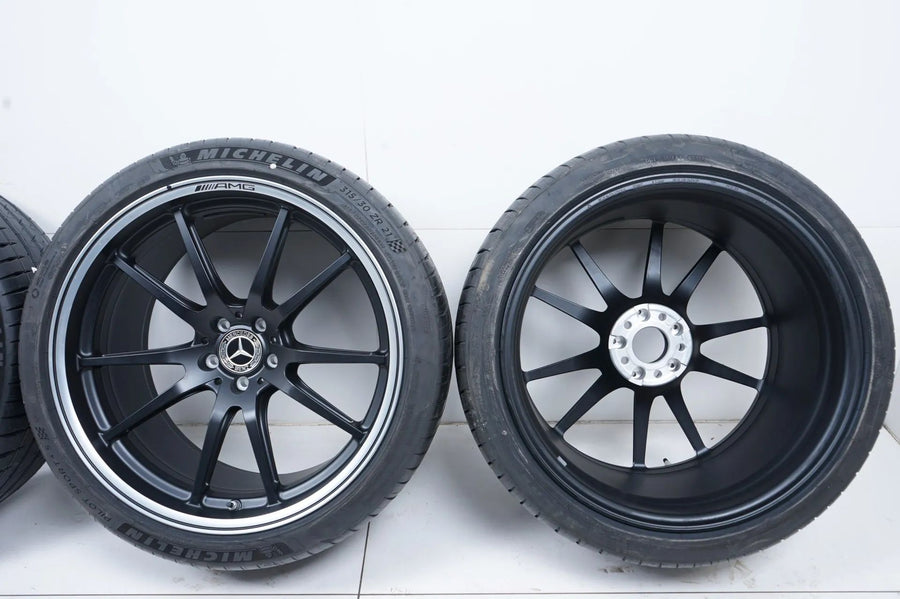 Jantes et pneus été 21 pouces pour Mercedes AMG GT W290 neuves