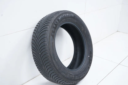 1x Winter tire 205 60 16 inch Michelin approx. 5 mm tread depth DOT21 MO