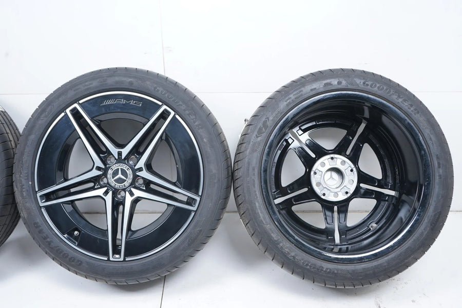 Mercedes C Class W206 summer tires, summer wheels AMG 18 inch