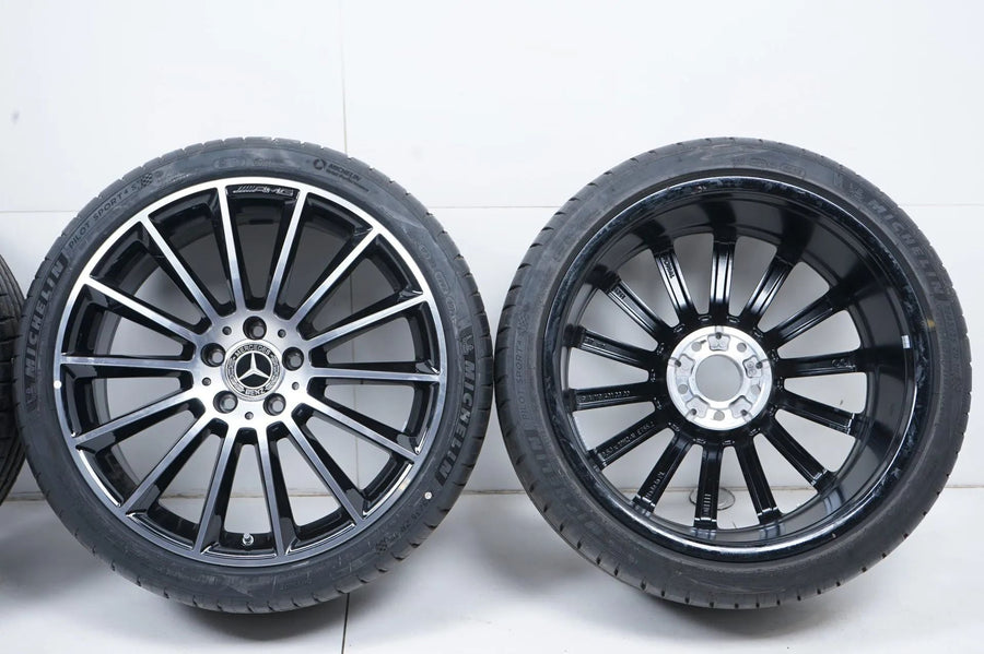 Mercedes CLA35 W118 C118 X118 Winterräder mit neuen Winterreifen 245 35 19 Zoll