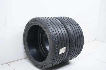 2 pneus été de démonstration Michelin 295/35/19 pouces DOT18 MO
