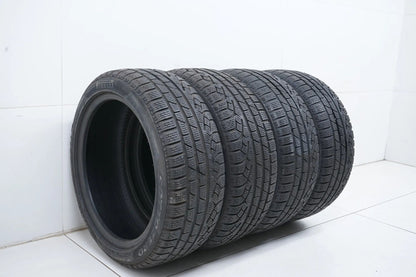 4x Winterreifen Pirelli 215 45 18 Zoll DOT18 ca.6mm MO