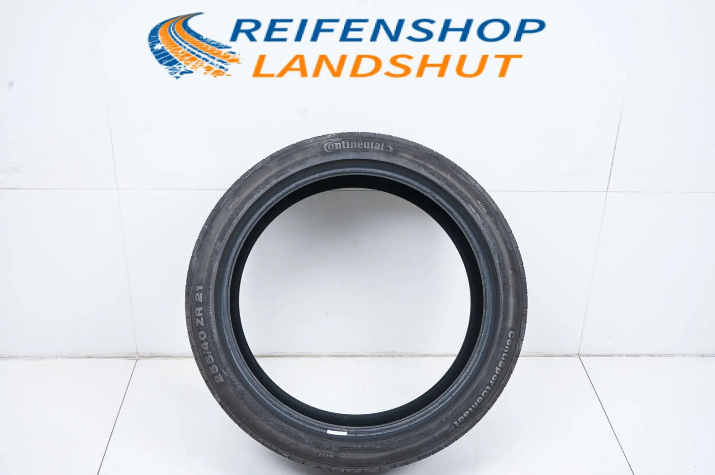 1 x Sommerreifen 255 40 21 Zoll Continental DOT16 ca.5mm