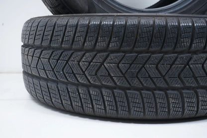 2x Pirelli winter tires 235 60 18 inch DOT19/17 MO approx. 4.5mm tread depth