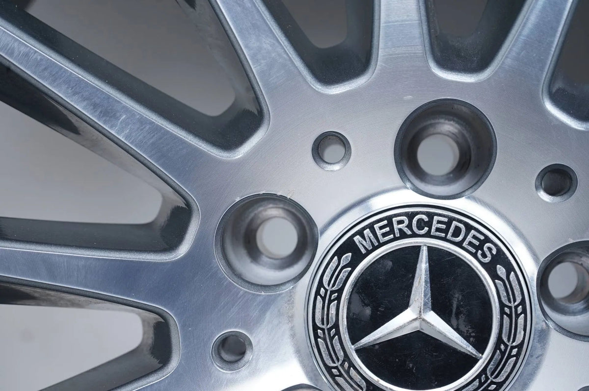 Mercedes S-Class W223 V223 AMG summer wheels 20 inch Detail view 4