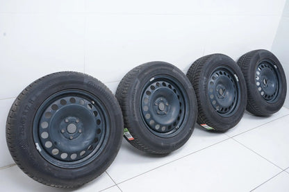 Pneus/jantes hiver Audi Q3 83A F3 215/65/17 pouces