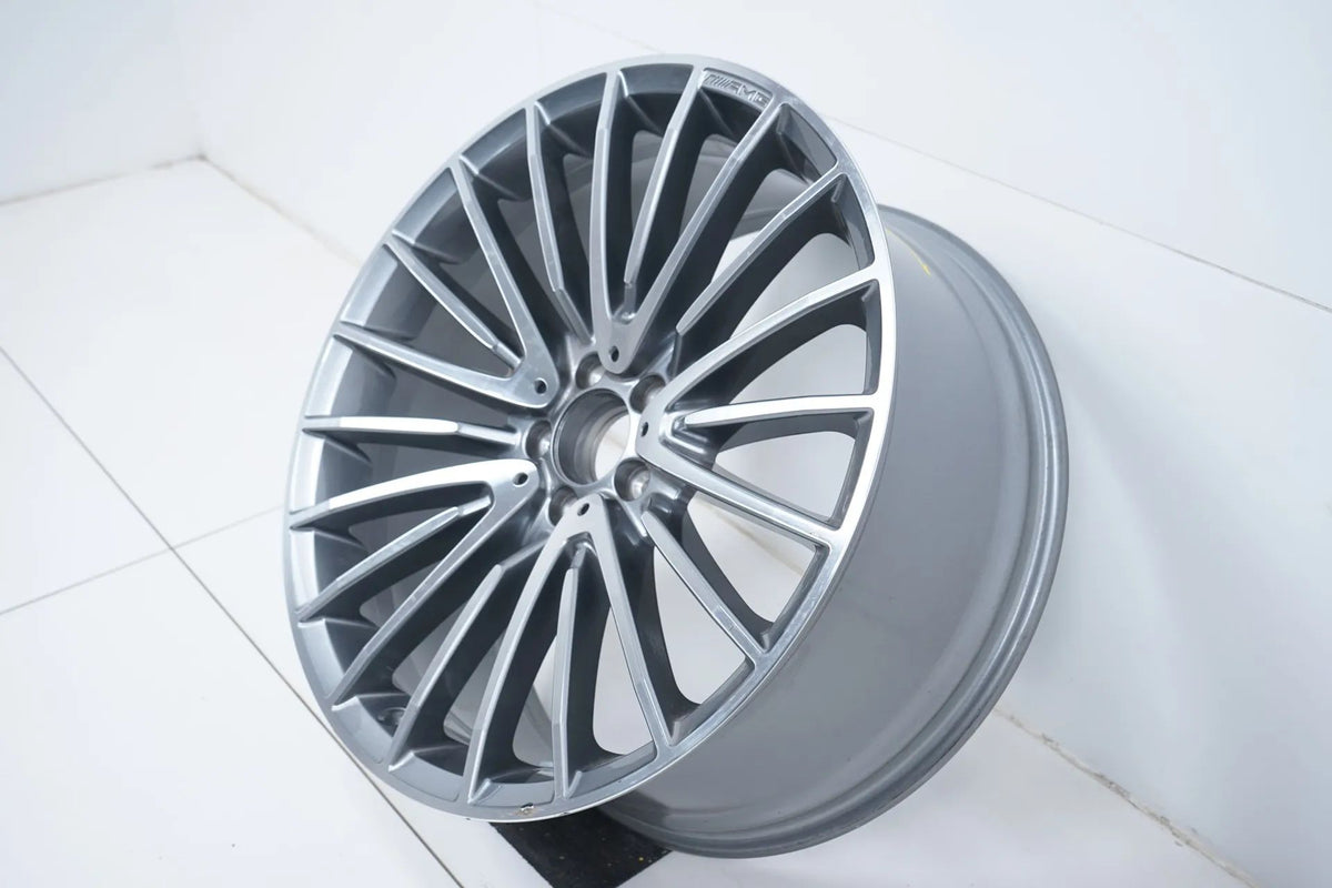 1 x Hliníkový disk Mercedes GLC63 AMG W253 X253 21 palců A2534015900 Detailní zobrazení 6