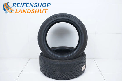 2 pneus hiver Michelin 255/45/20 pouces, profondeur de sculpture d'environ 3,5 mm, homologués BMW DOT21*