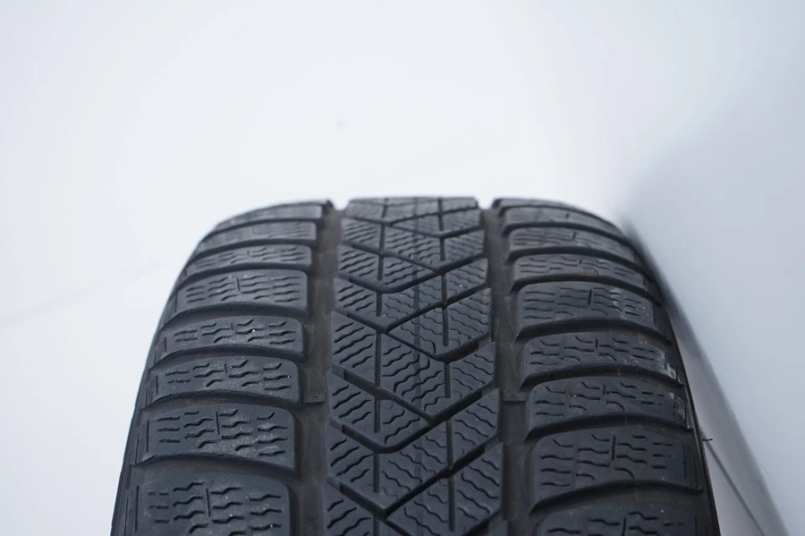 Mercedes C-Class W206 winter tires/wheels 225/45/18 inch