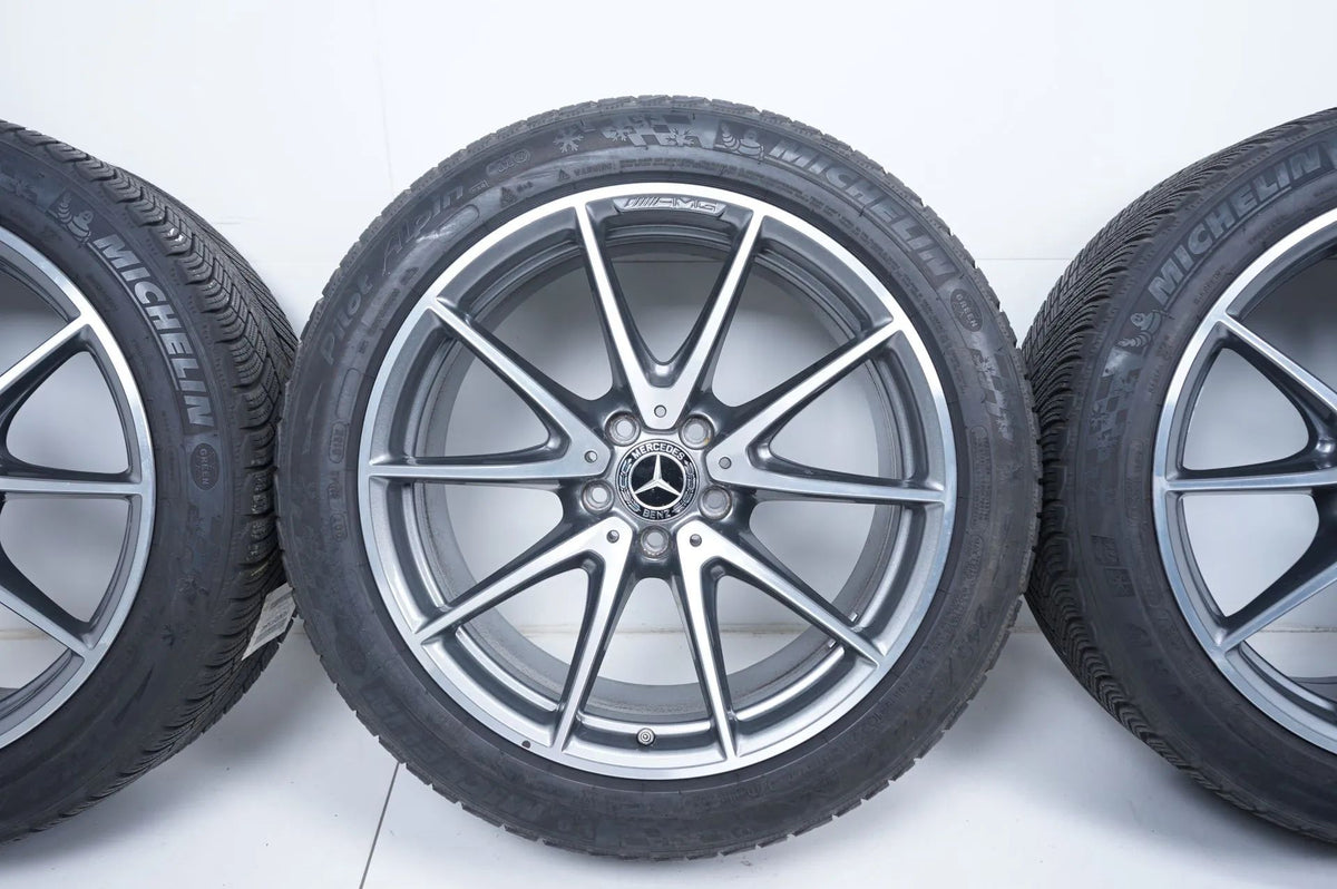 Mercedes E63 AMG W213 Winterreifen Winterräder 265 40 19 Zoll Detailansicht 4
