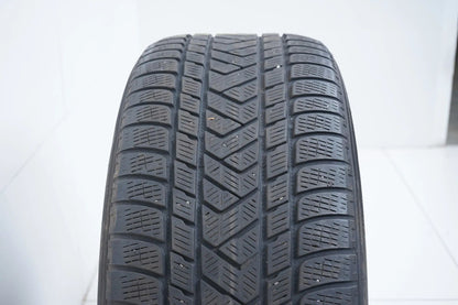1x Winter tire 275 50 20 inch Pirelli DOT17 MO 5mm