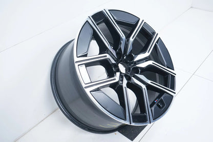1 x originální hliníkový disk BMW řady 7 i7 G70 20 palců M907 5A19DE9