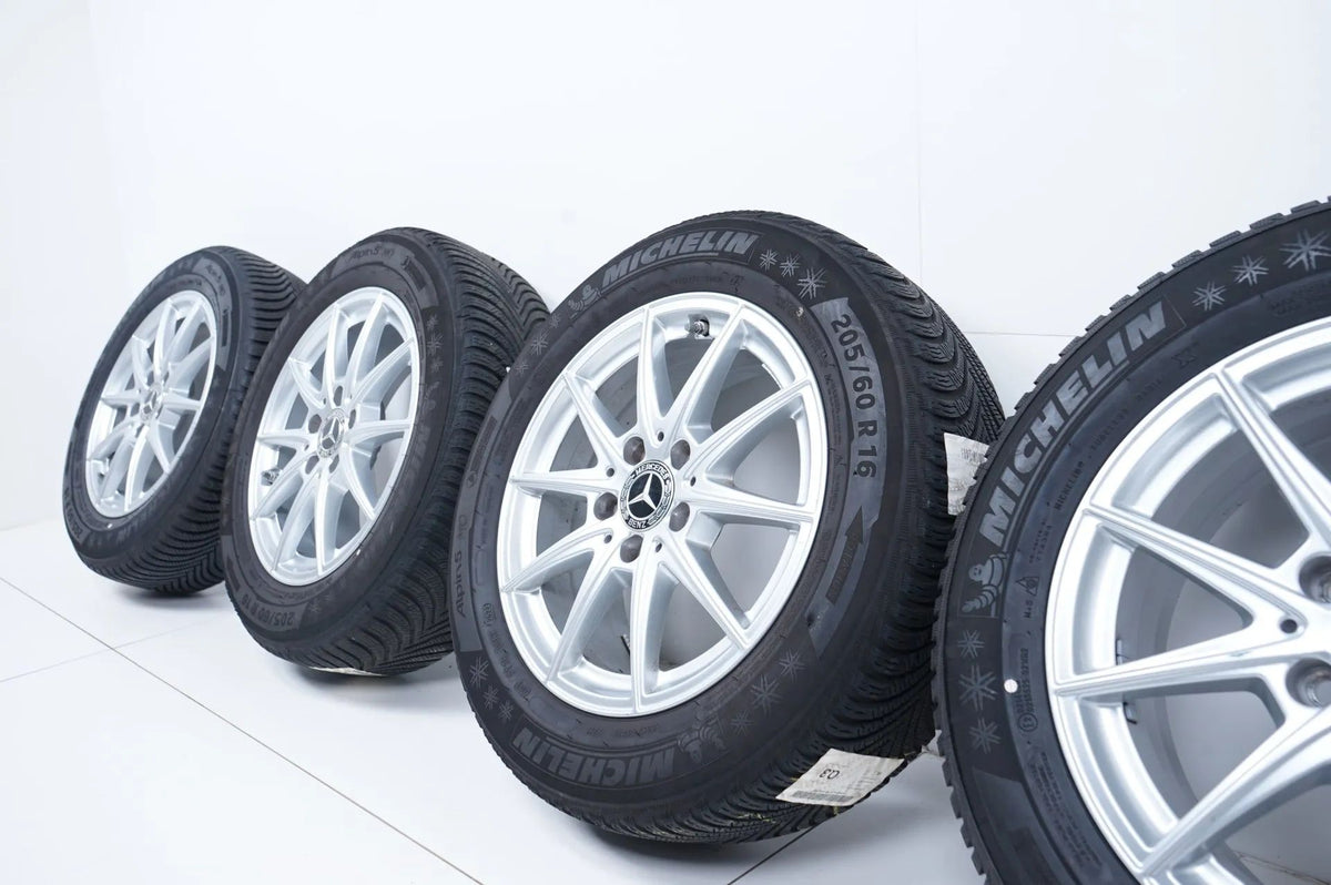 Roues et pneus hiver 16 pouces pour Mercedes Classe AB W177 W247 Vue détaillée 10