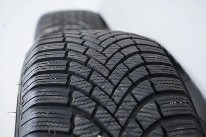 Pneus hiver 215/65/17 pouces pour VW Tiguan, Skoda Kodiaq et Audi Q3.