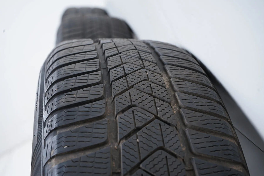 Pneus hiver BMW X3 X4 G01 G02, jantes hiver 225/60/18 pouces