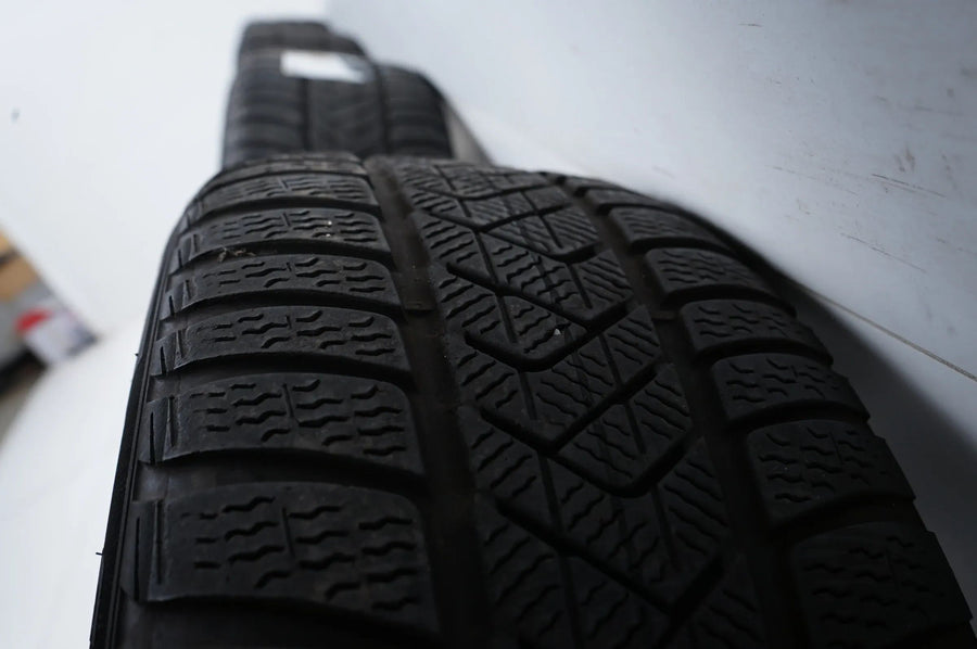 Mercedes C-Class W206 winter tires/wheels 225/45/18 inch