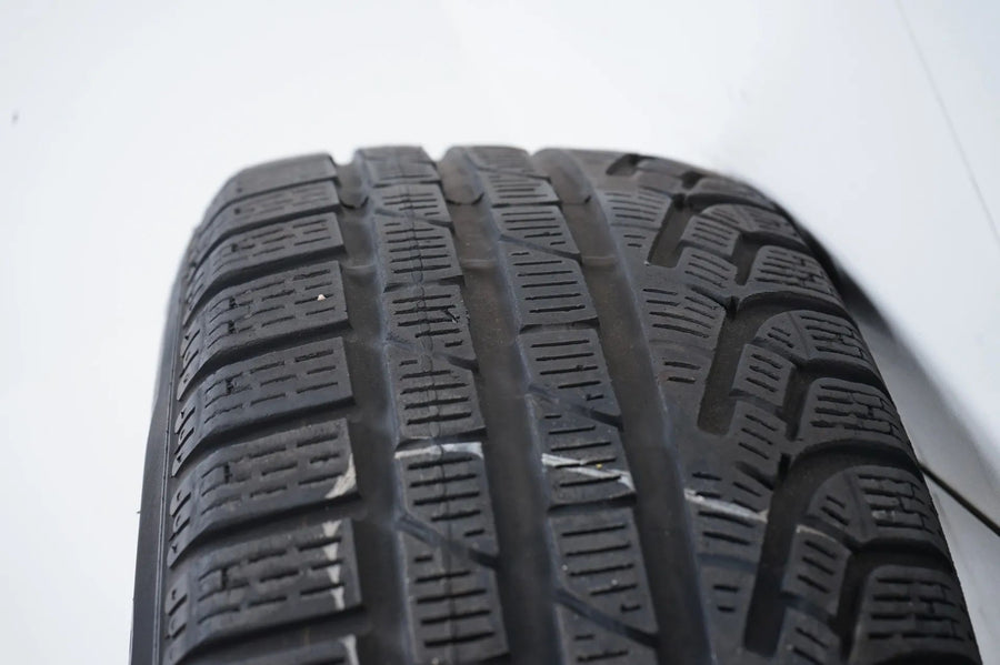 Audi Q3 8U Winterreifen Winterräder 215 60 17 Zoll 8U0601025E