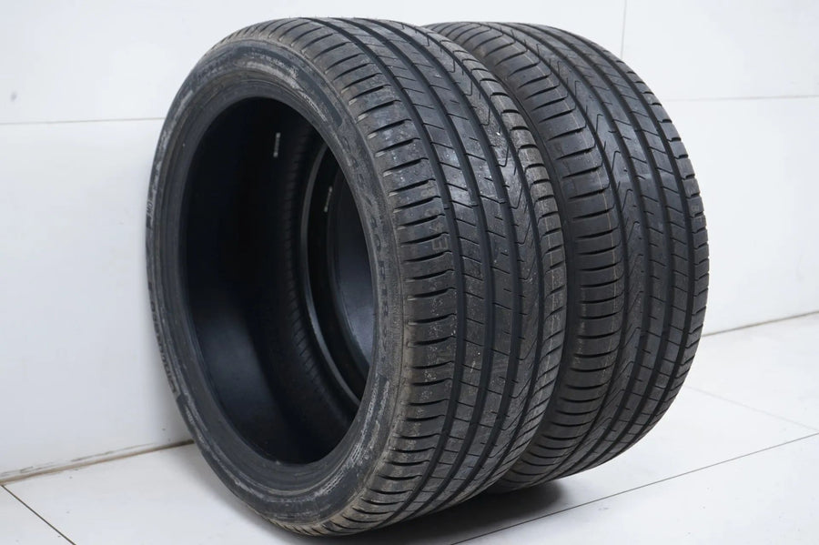 2x DEMO Sommerreifen Pirelli 245 40 18 Zoll MO DOT21  MO