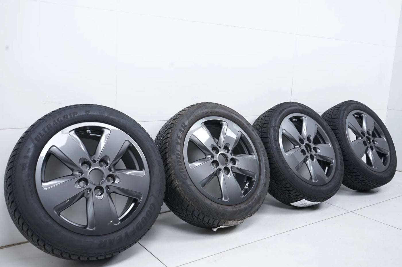 MINI MINI F55 F56 F57 Winter tires Winter wheels 195 55 16 inch