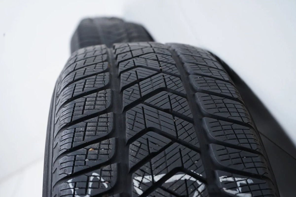 VW Tiguan Skoda Kodiaq Audi Q3 Winter tires Winter wheels 215 65 17 inch Detail view 9
