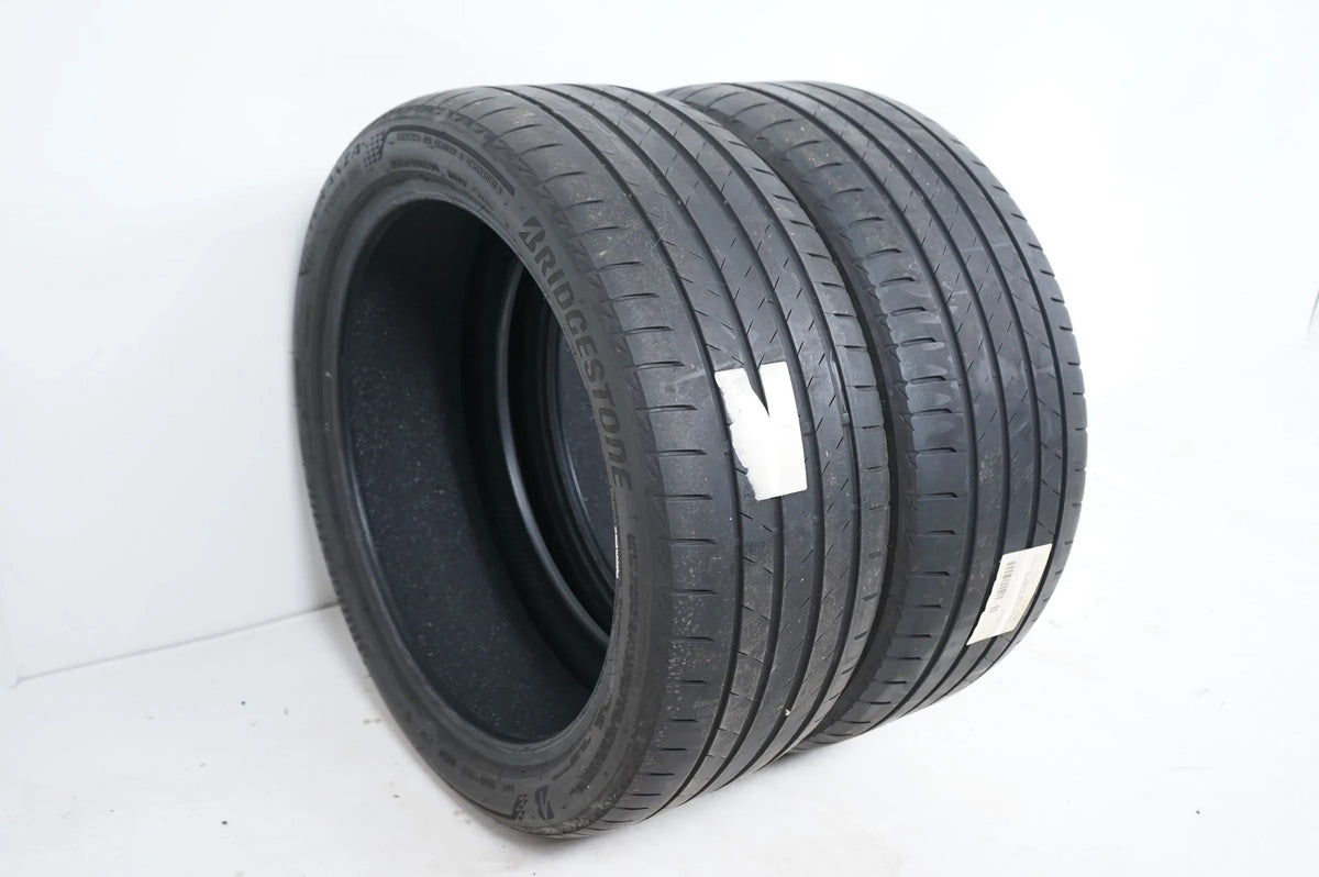 2 x Sommerreifen Bridgestone 255 40 20 Zoll DOT20 ca.4mm MO