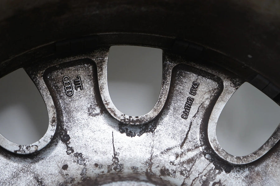 Audi A8 4E D3 Alufelgen Winterräder Winterreifen 235 55 17 Zoll