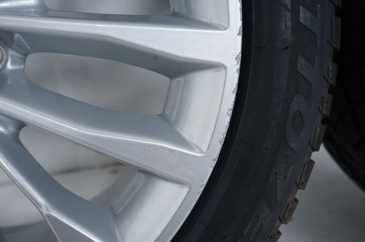 BMW Série 5 G30 G31 pneus hiver roues hiver 245 45 18 pouces 7mm Vue détaillée 4