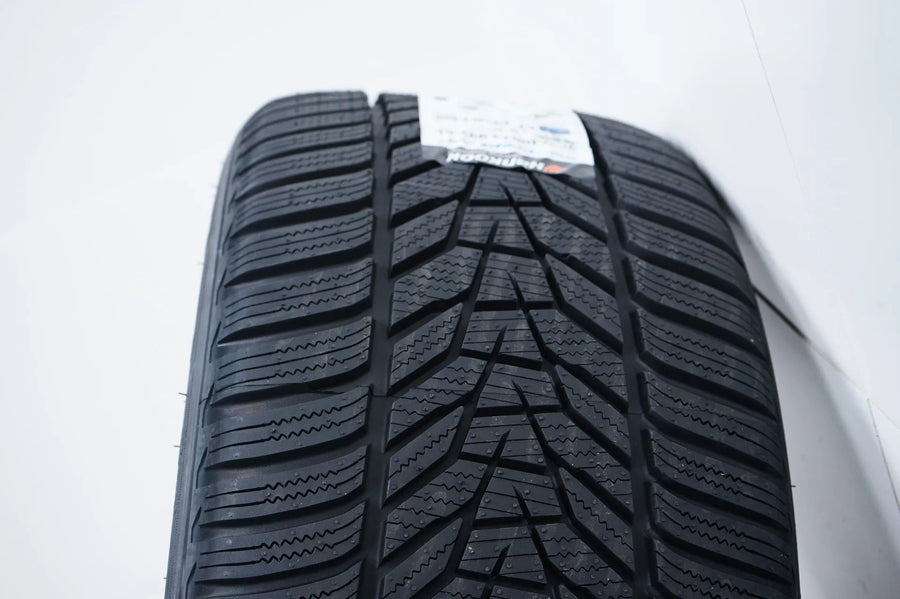 Mercedes C Klasse Hybrid W206 Winterreifen Winterräder 18 Zoll