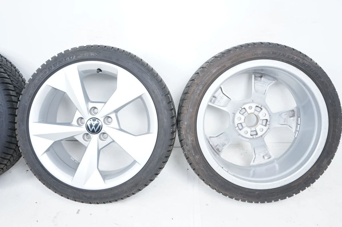 Audi A3 8Y VW Golf 7 8 Allwetterräder mit neuen Allwetterreifen 225 40 18 Zoll
