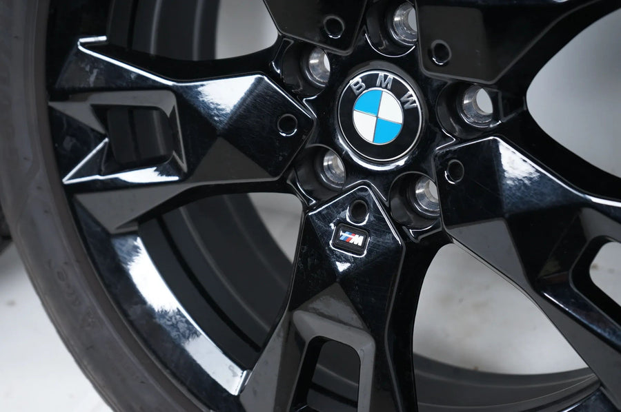 Pneumatici invernali e ruote invernali BMW Serie 1 Serie 2 F70 F74 195 50 18 pollici 968M 5A45271