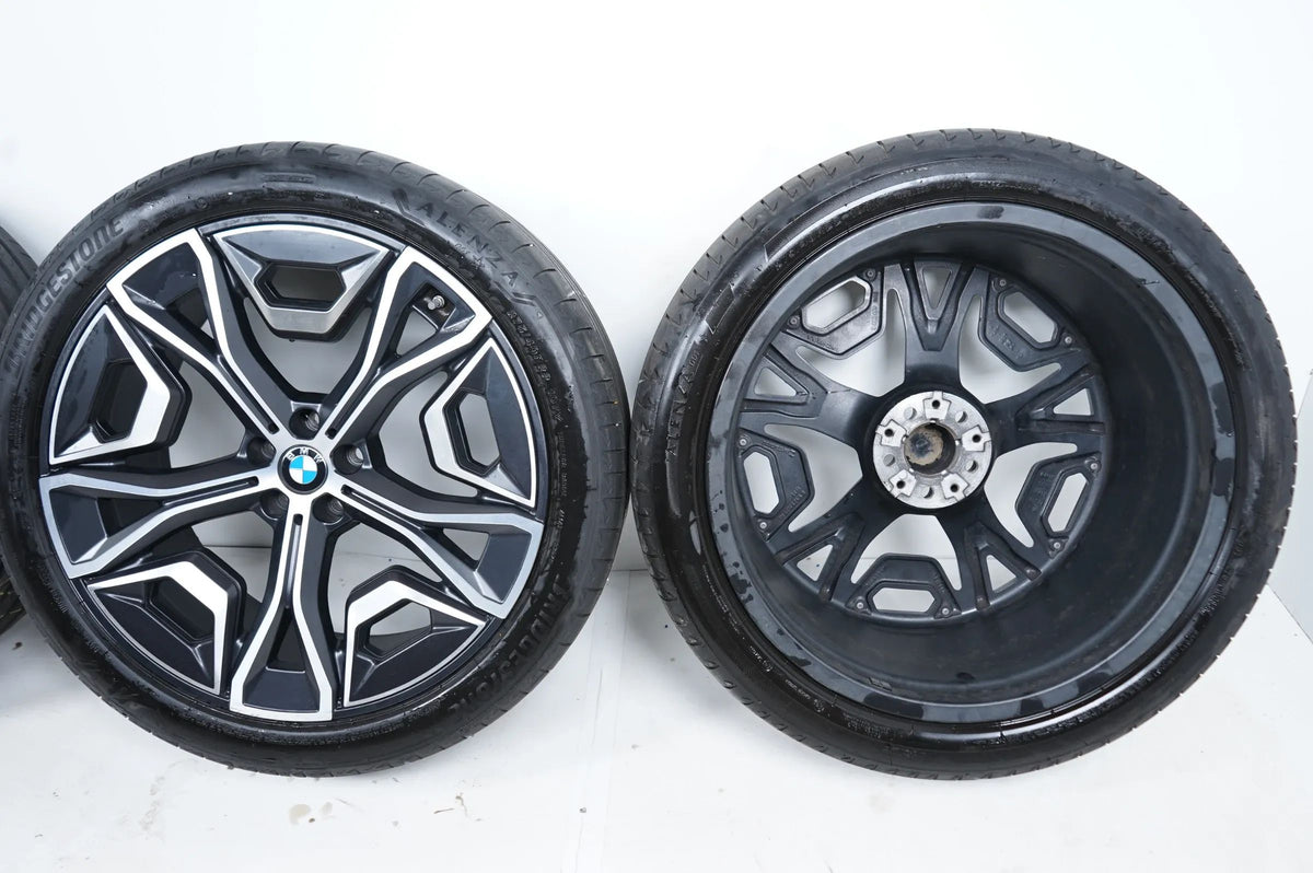 BMW iX i20, pneumatici estivi, ruote estive e cerchi in lega da 22 pollici 5A02659 1021 Visualizzazione dettagliata 16