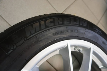 Pneus été complets Michelin d'origine BMW Série 7 G11 G12 Série 6 GT G32 225 60 R17