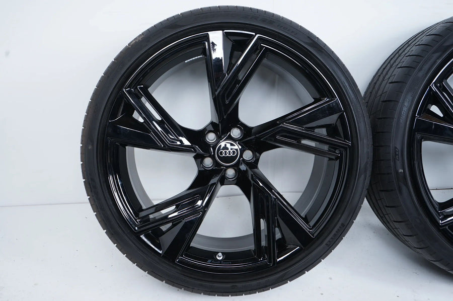 Like New Audi RS6 4K C8 Summer Wheels Summer Tires 285 30 22 Inch 4K0601025DH