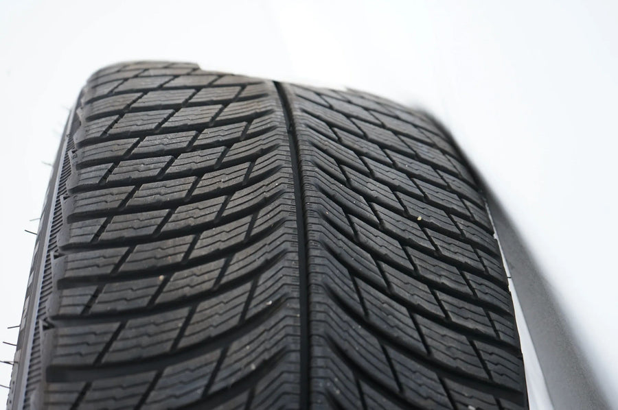 Mercedes CLE53 AMG W236 Winterräder Winterreifen 19 Zoll A2364012700 A2364012800